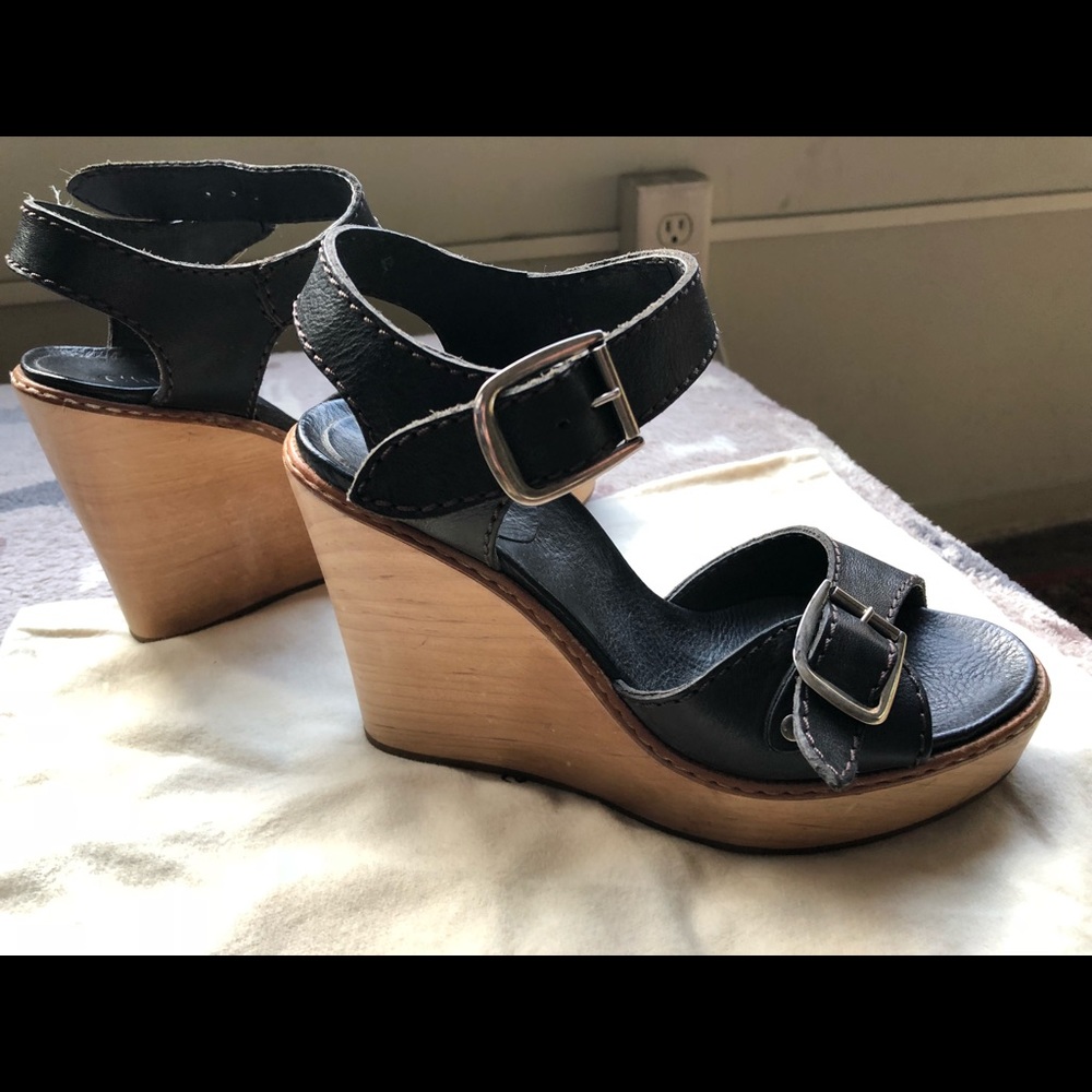 Auth-Chloe Black leather & wooden wedge sandals - Picture 4 of 8